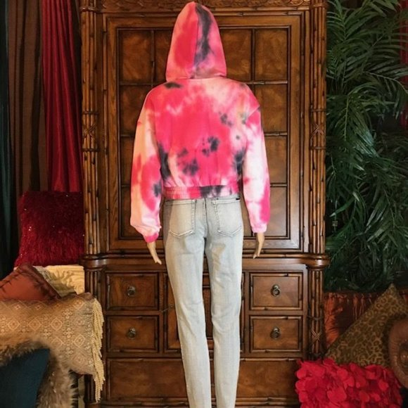 Raspberry Fleece Lined Cotton Blend Cropped Tie Dye Sweatshirt Hoodie - Picture 8 of 15
